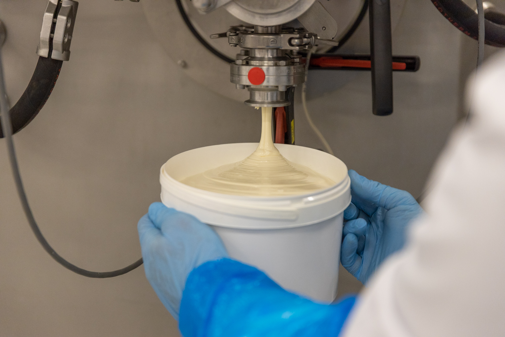 Emulsionneur MaxxD Lab 12L pour usine pré-serie adrianor
